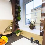 Sweet Getaway Apartment - Central & Parking